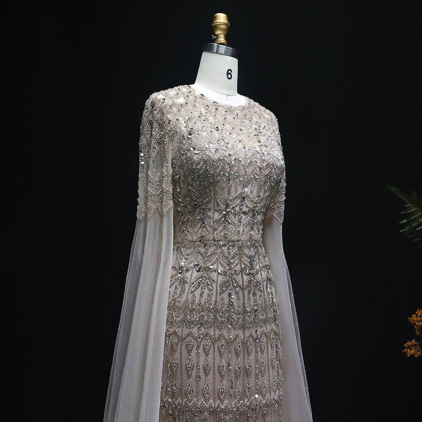 Sharon Said Luxuriöses Dubai Champagner Meerjungfrauen-Abendkleid mit Cape-Ärmeln Arabisches Formelles Hochzeits-Party-Ballkleid SS044 Maßanfertigung – Detail 8