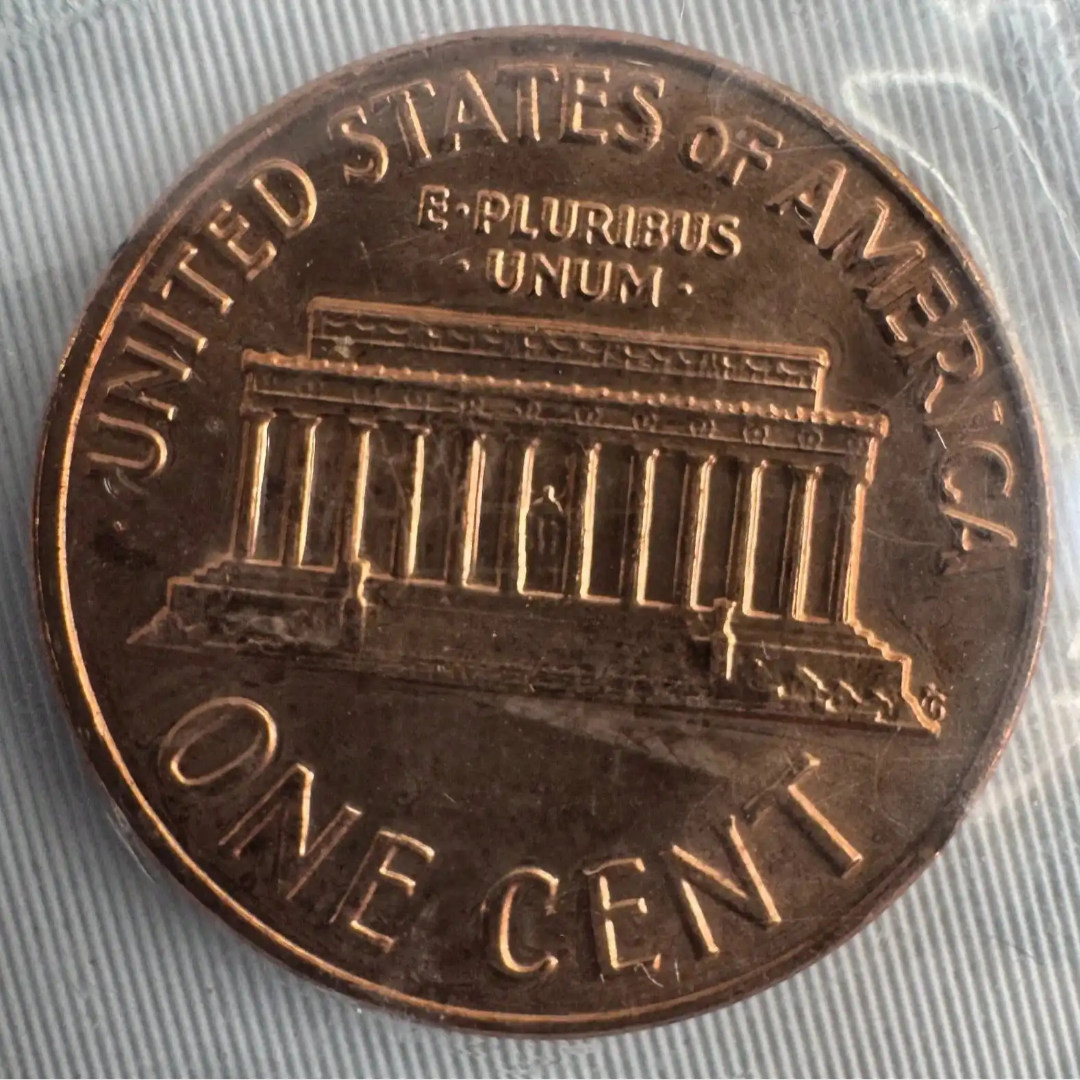 1971-D 50-Piece Vintage Cent Collection Set, Uncirculated Red Finish Pieces,  Memorial Style Collection, Denver Mint Selection, Historical Currency Display, Hobby Collection, Premium Collector Gift