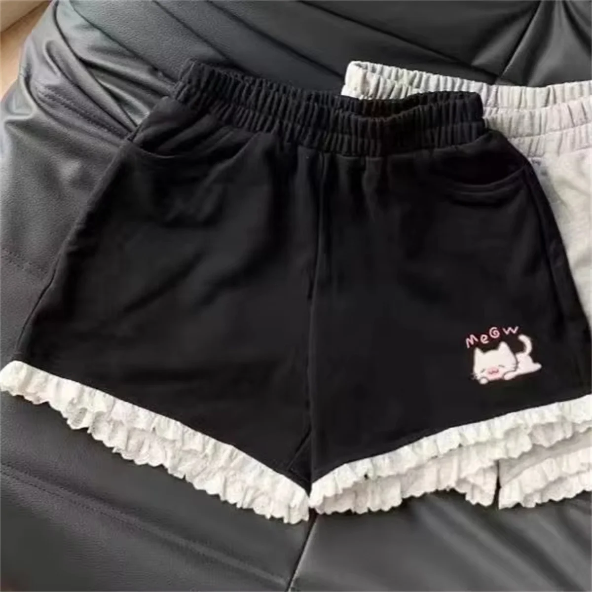 Kätzchen-Stickerei Engelsflügel Patchwork Lässige Allround-Shorts Süße Core-Shorts Sommer Neue Lockere Mädchen-Shorts Y2k-Shorts – Detail 10
