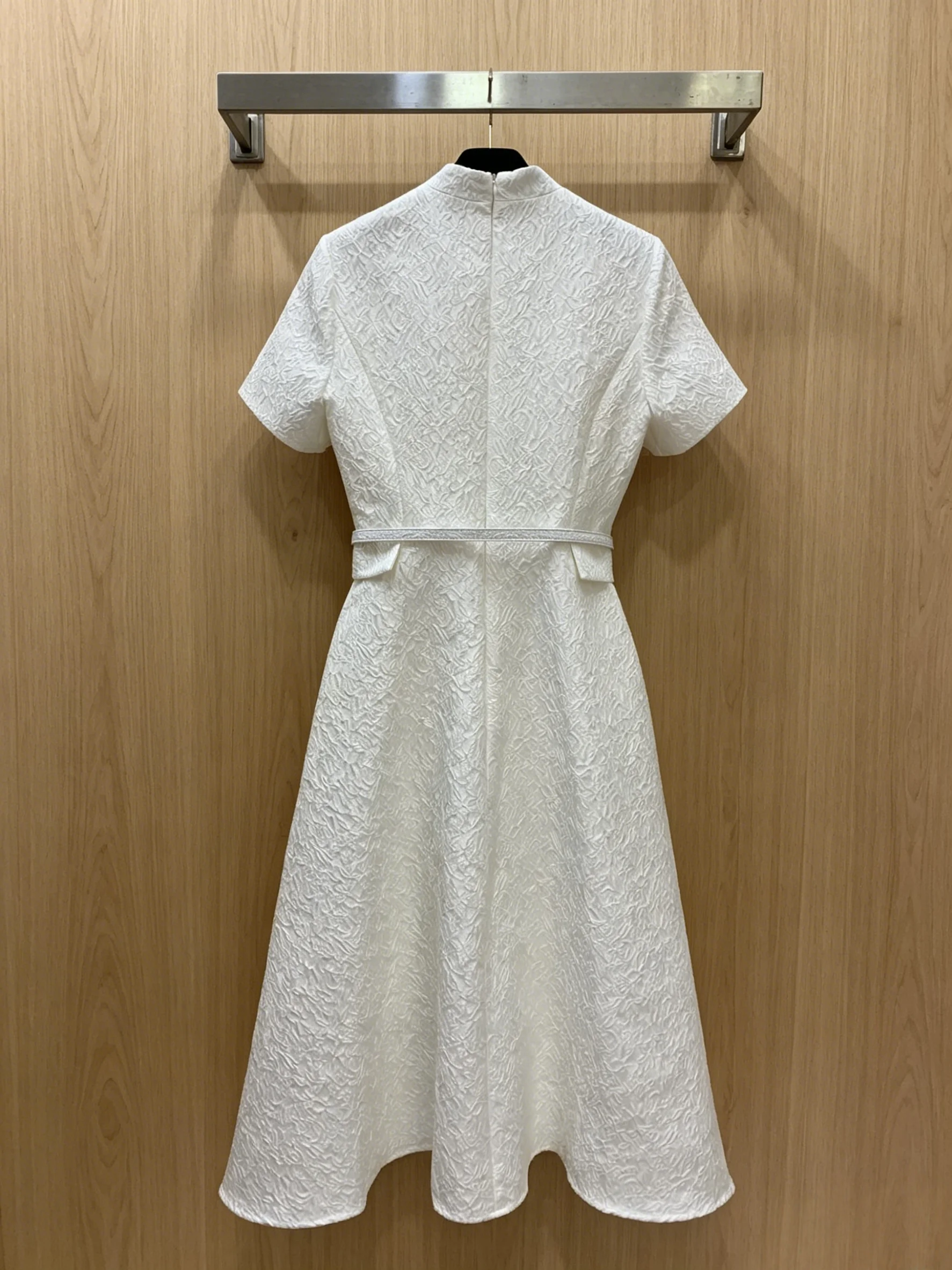2026 New Style Womens White Waist Fitted Dress Size M L Gentle and Elegant Code 048