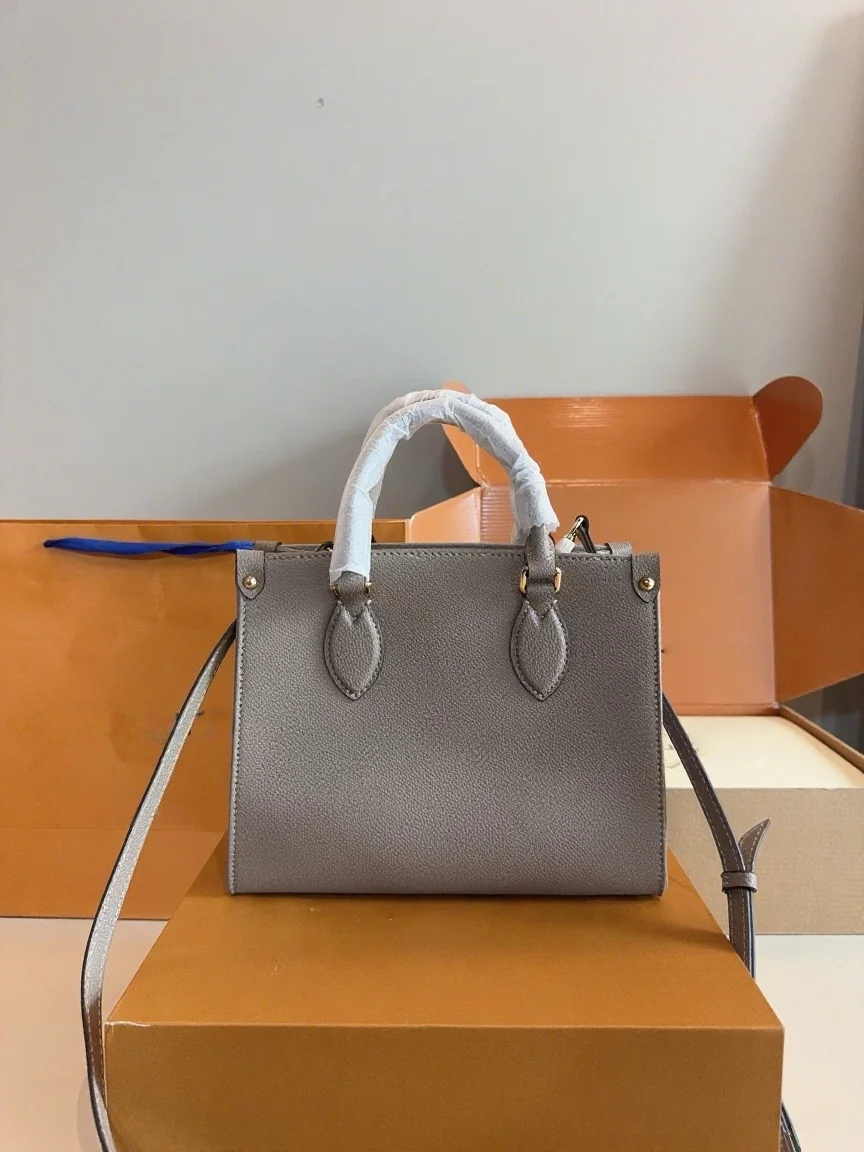 

2025 Новый РАЗМЕР: 17X8X15 или 25X10X19 СМ Модные универсальные сумки из кожи вишни Портативные можно носить на плече без коробок