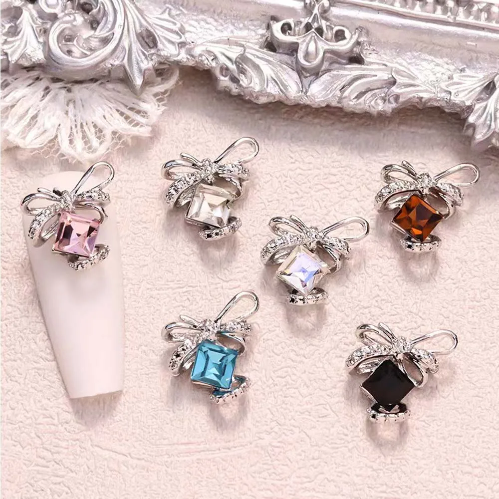 10Pcs Zircon Crystal Nail Art Charms 3D Alloy Light Luxury Bow Square Drill Nail Art Rhinestones Shiny DIY Manicure Accessories