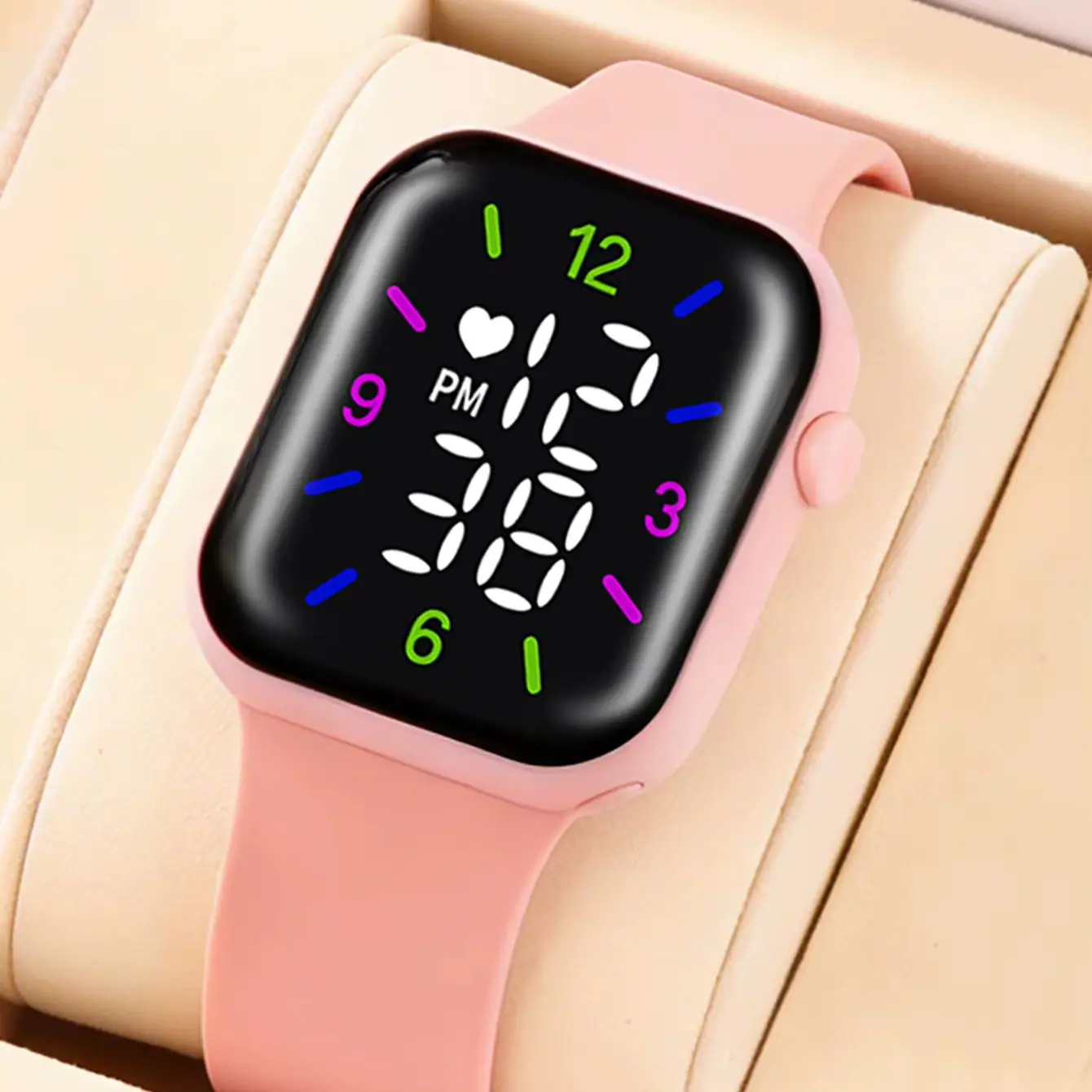 5-Piece Set of Heart-Shaped Digital Display Women's Electronic Watches and Butterfly Series Pendant Jewelry, Birthday Gift, Sporty and Elegant