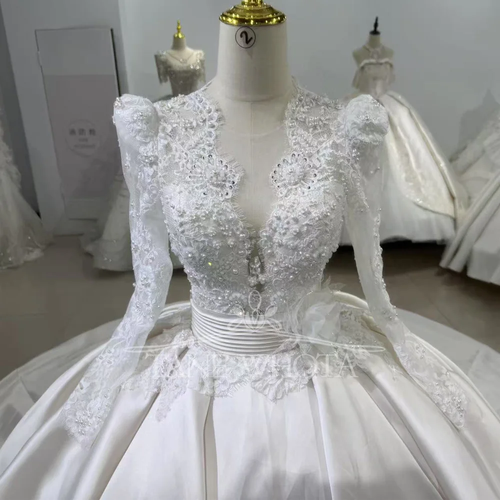 Ball Gown Long Sleeve Bridal Gown Satin Pearl Beaded Lace Deep V Collar Vestido De Casamento Noiva