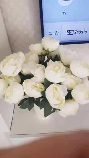 10Heads Silke Penoy Artificial Flower White Big Bud Bridal Bouquet Fake Penoy Living Room Desktop Flower Decoration Wedding photo review