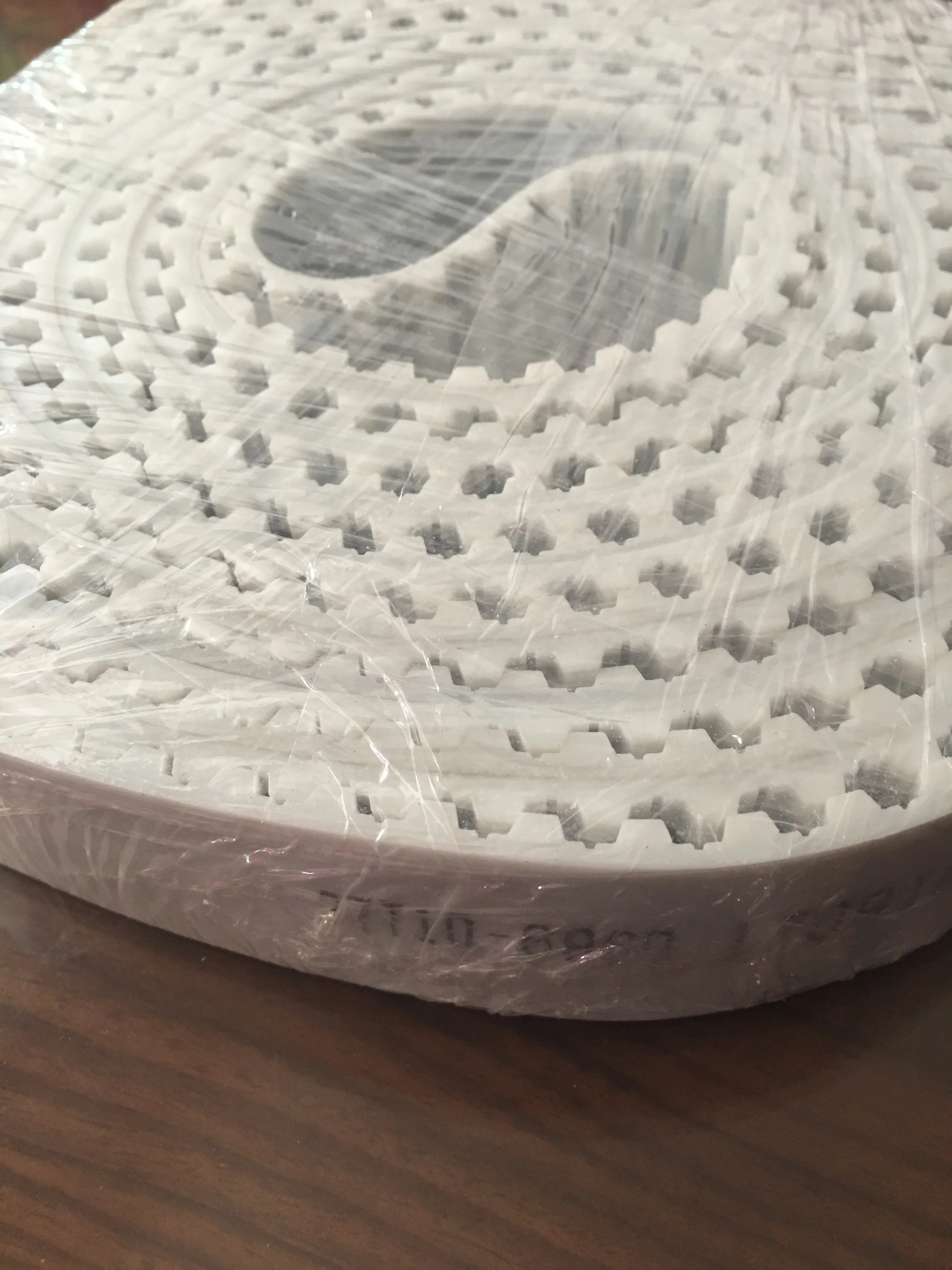 High quality customized 25mm width AT10 50 meters length closed loop timing belt