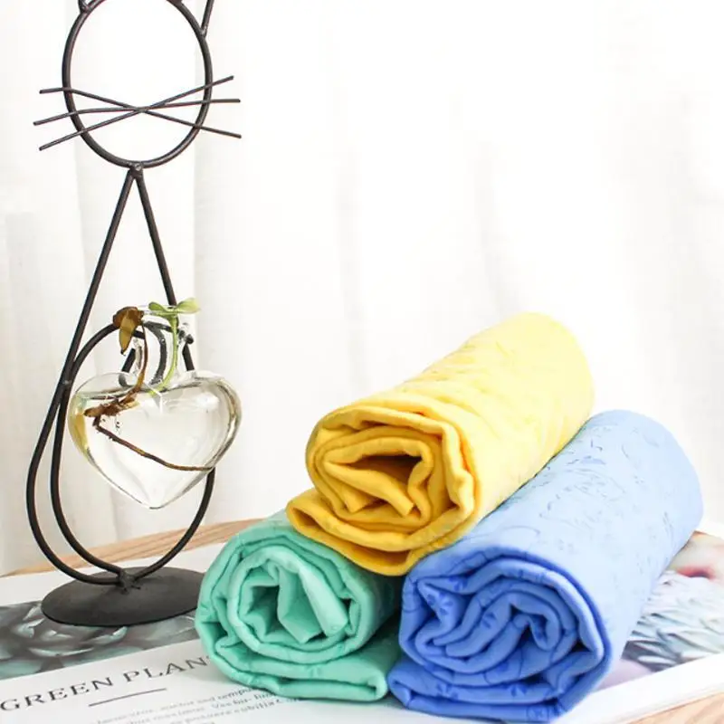 

Большое быстросохнущее полотенце (64*43 см) с ведром для хранения, для ванны для домашних животных, чистки автомобилей, плавания, кемпинга, занятий спортом.