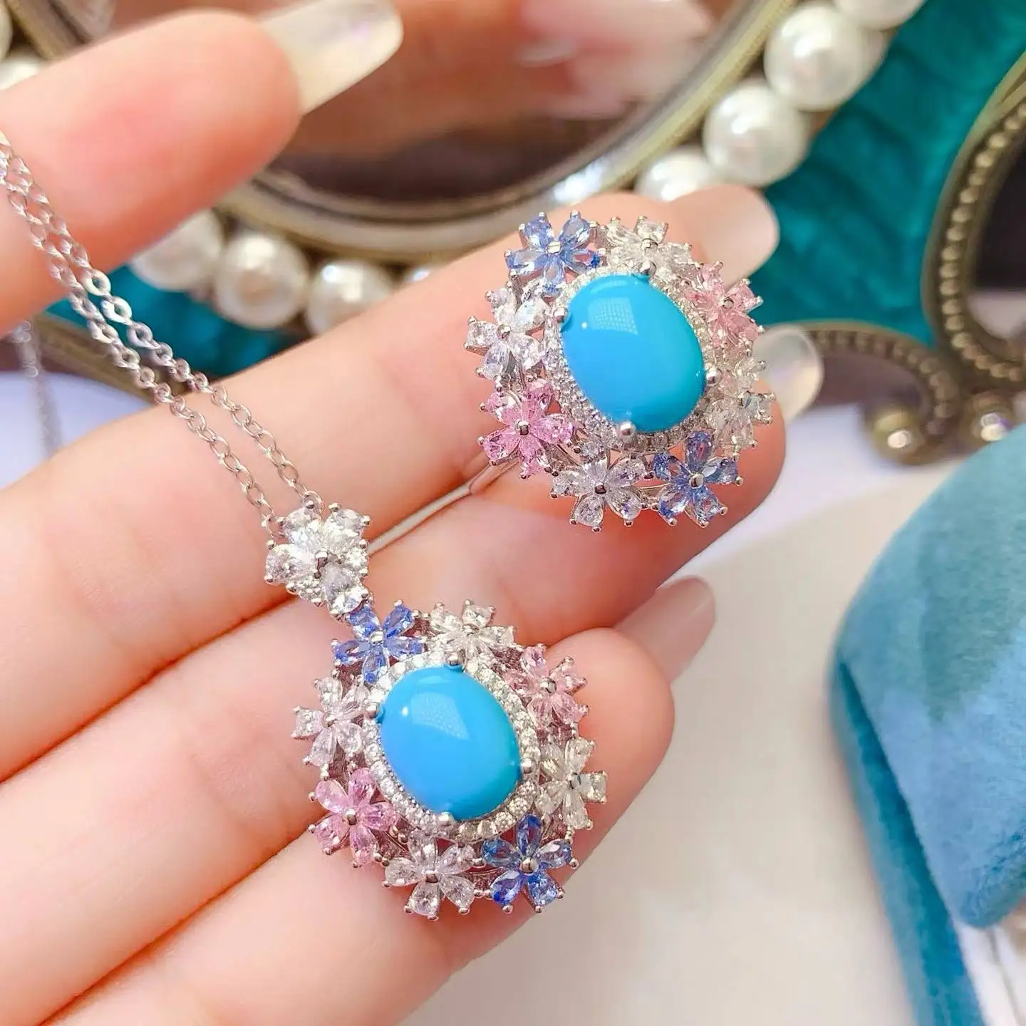 KJJEAXCMY Premium Jewelry Set for Women: Natural Turquoise Ring and Pendant, 925 Sterling Silver Setting. An ideal gift for girl