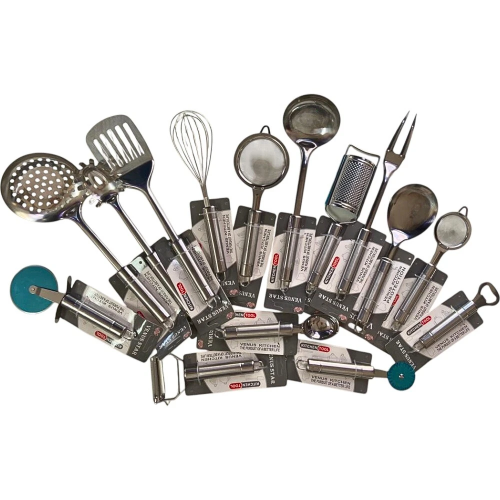 Juego de 15 utensilios de cocina de Inox variados, batidor, cumper, cucharón, espátula, cortador, tenedor, cuchara