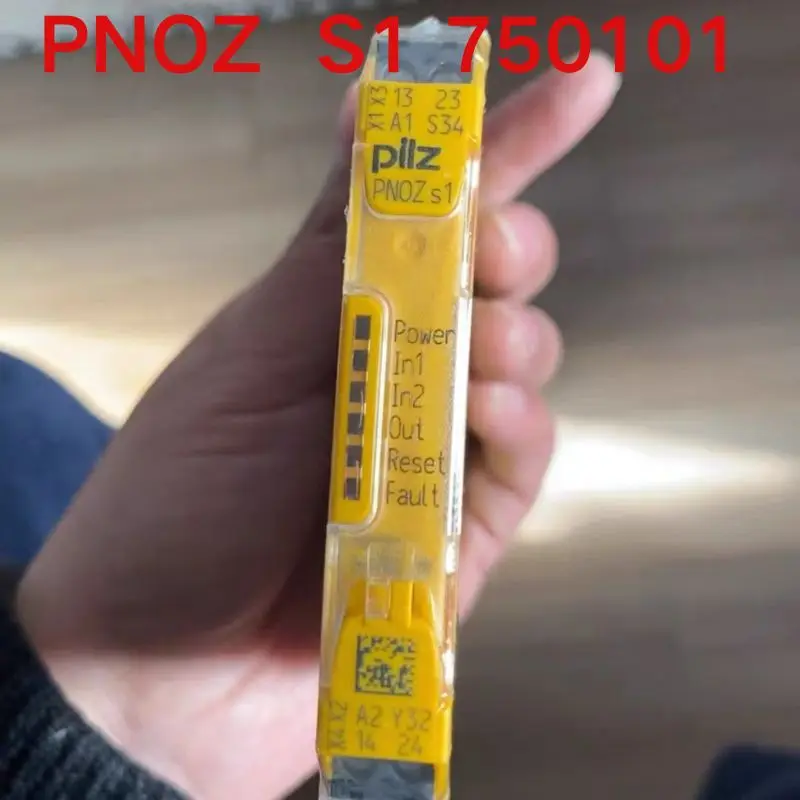 brand-new   Safety relay PNOZ  S1 750101