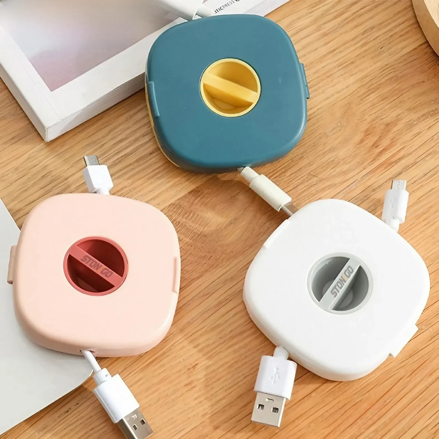 Przenośny okrągły nawijacz kabla USB Mały organizer kabli Obrotowy organizer kabli do transmisji danych Nawijacz kabla do ładowania telefonu komórkowego — zdjęcie 2
