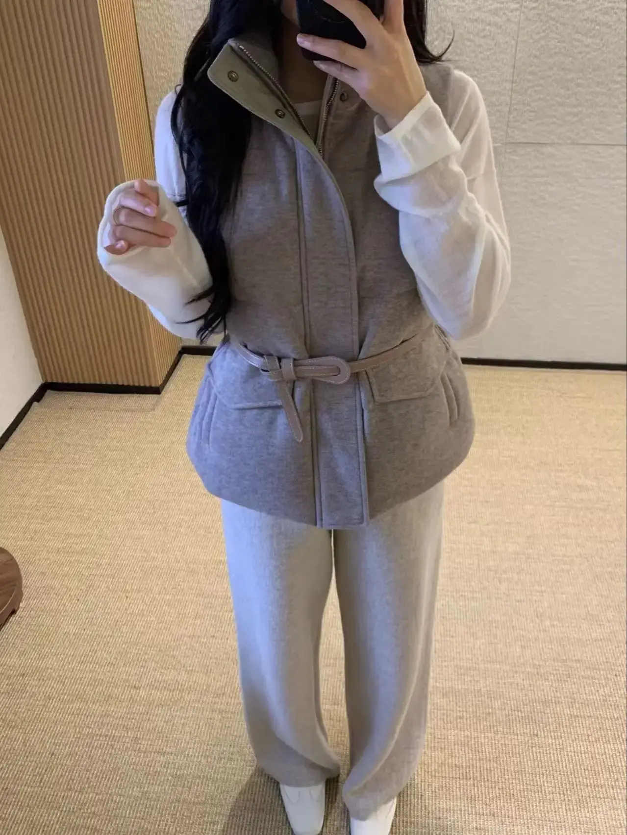 Autumn-winter casual women's belted down vest