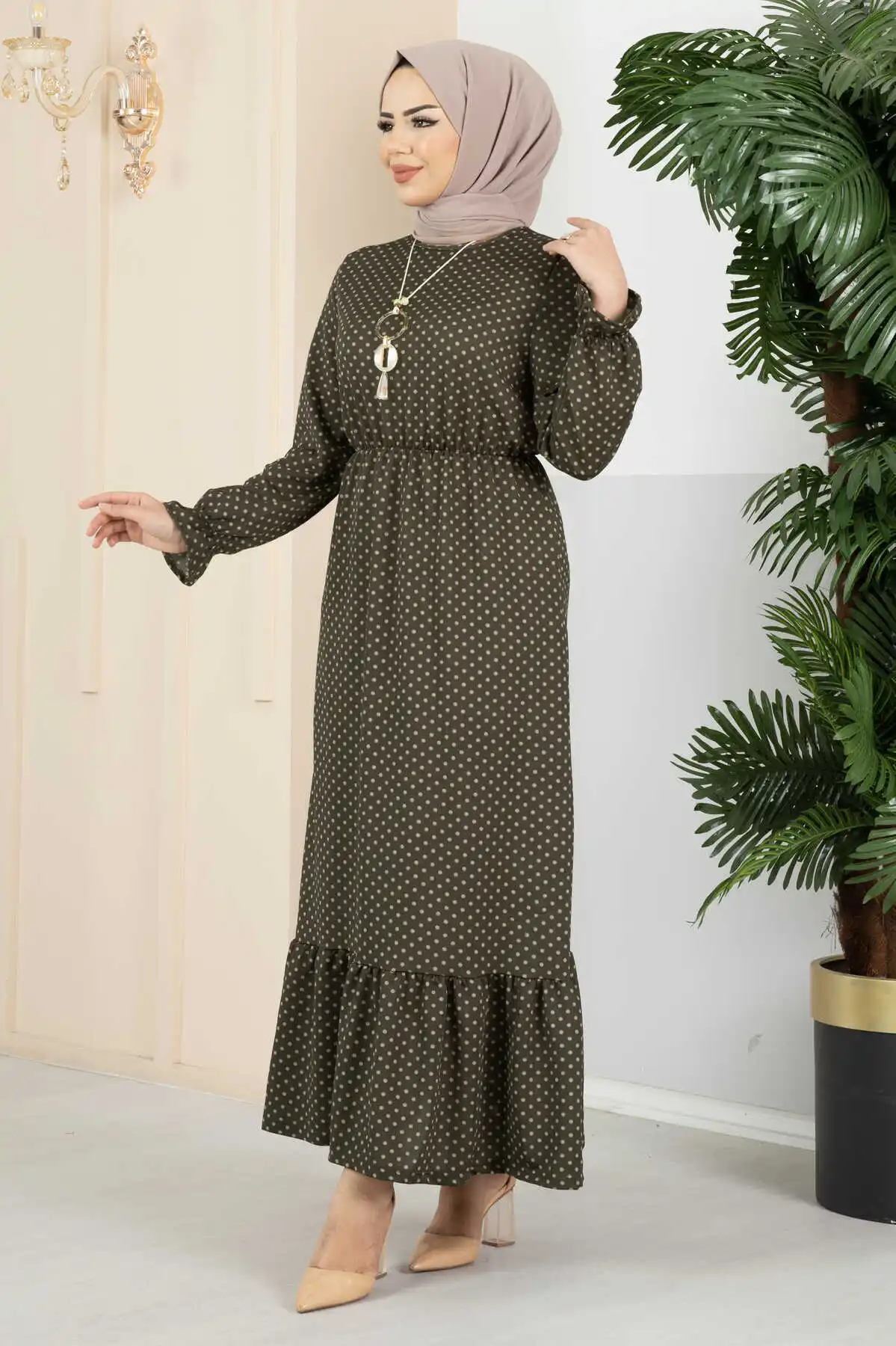 Polka Dot Patterned Hijab Dress Vintage Muslim Dress Women Middle East Abaya Hijab Luxury Long Sleeve Green Turkey Dresses For