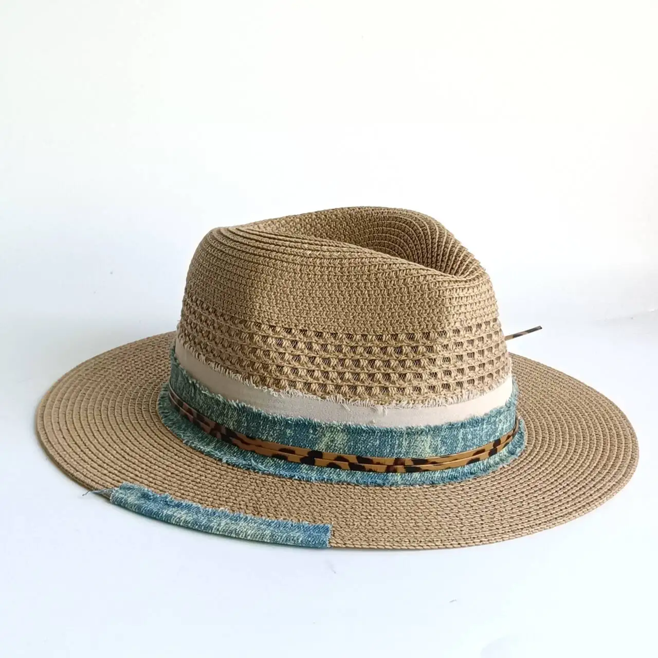 Vintage Beige Straw Hat Feather Decor Beaded Ribbon Wide Brim Fedora Summer Sun Hat for Women Men WesternPanamaBeach Capна пляж 4