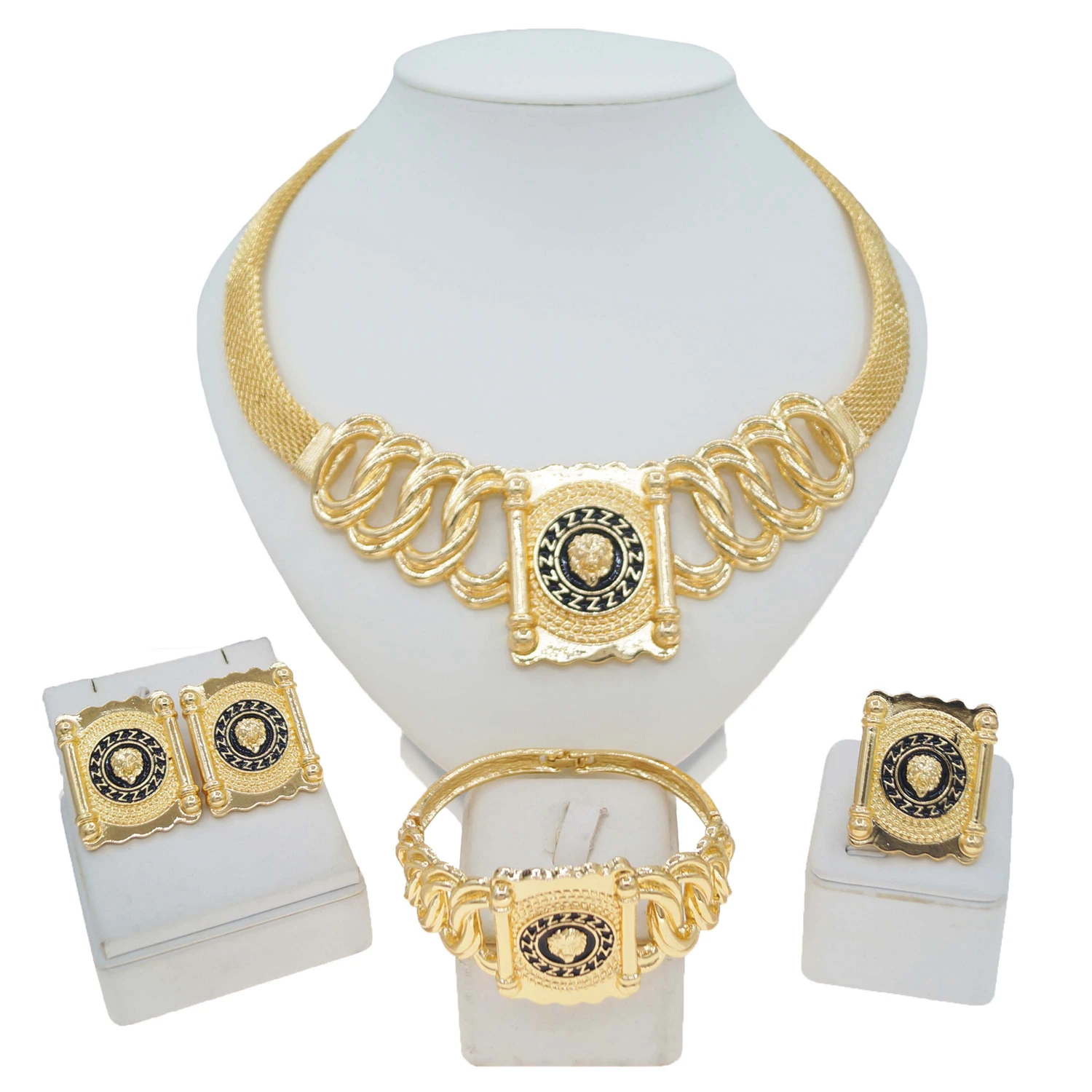 Womens Dubai Gold Lion Jewelry Set Luxury Designer Style Necklace Earrings High Quality Gold Jewelry Earrings Bracelet