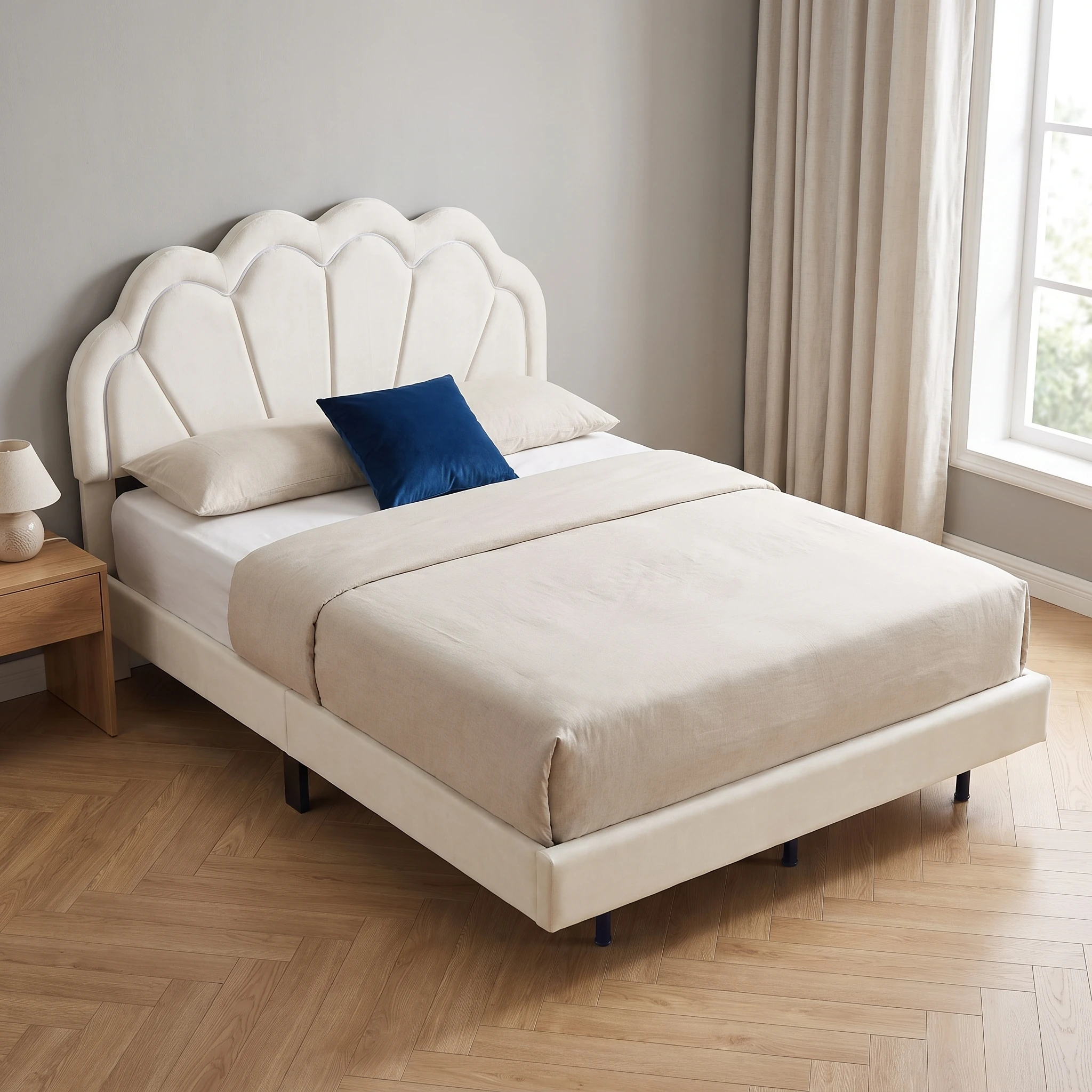 Struttura per letto sospeso 140×200 cm, letto imbottito in velluto color beige con testiera a forma di conchiglia, arredamento moderno per la camera da letto.