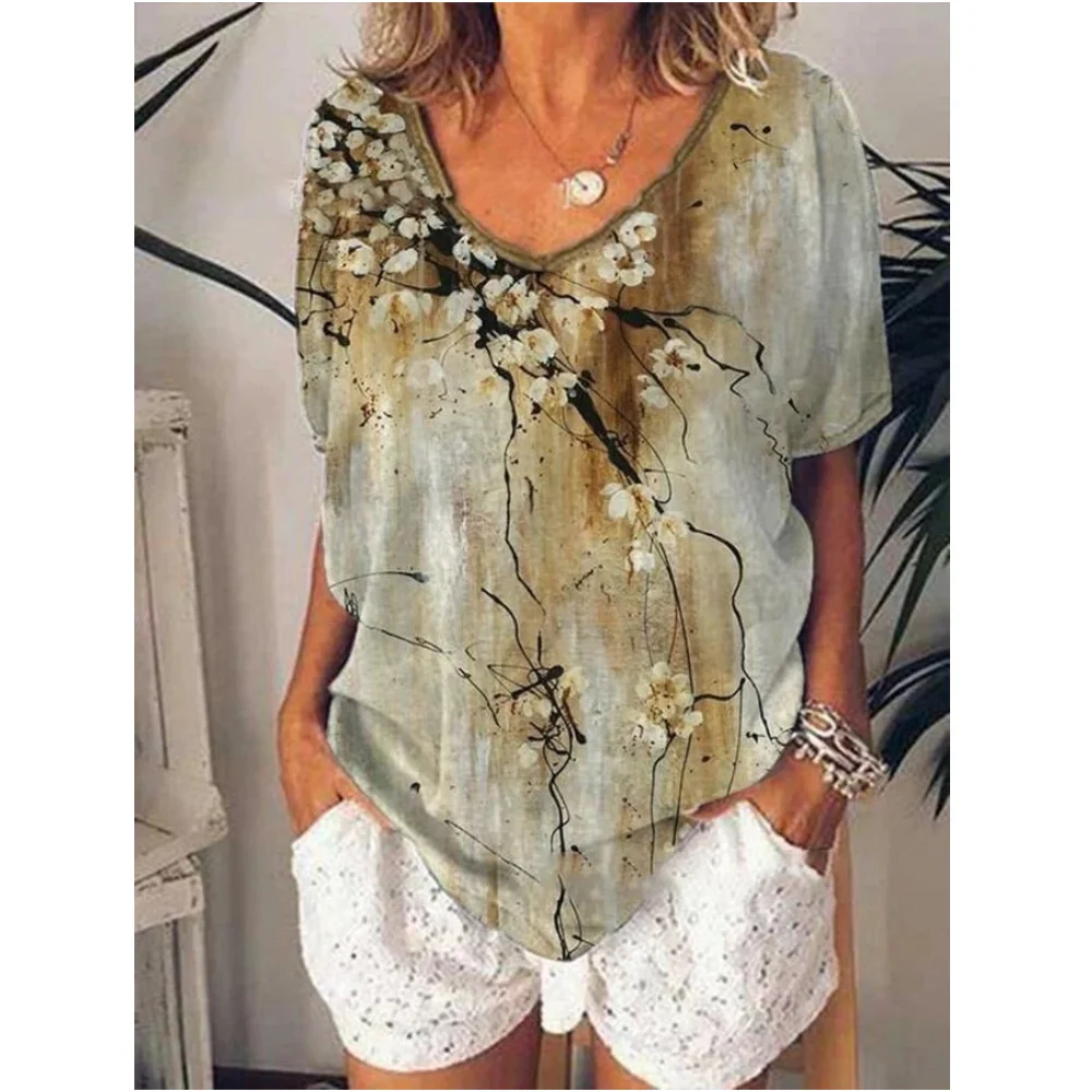 Vintage Floral Women\'s T Shirt V Neck Top Daily Blouse Oversized Pullover Tees Summer Harajuku Clothes Female Loose Short Sleeve