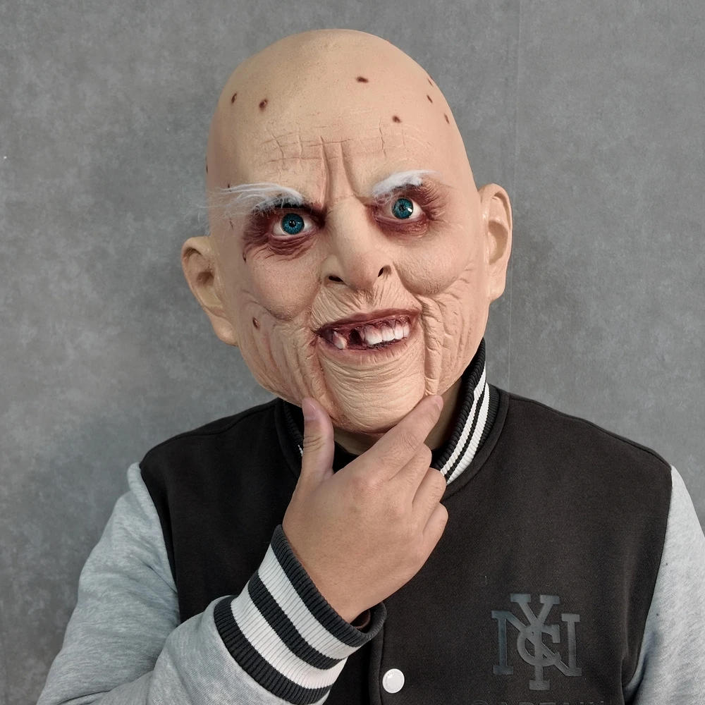 Realistyczna maska horroru z pokrytą zmarszczoną twarzą starego mężczyzny, straszny kostium na Halloween z łysą głową, rekwizyt do cosplayu, akcesorium na imprezę w nawiedzonym domu.
