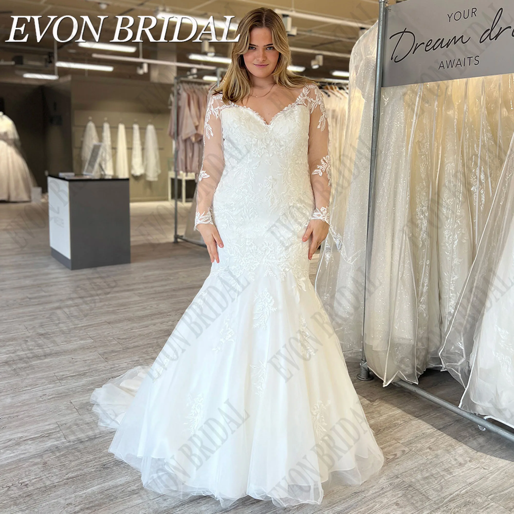 

EVON BRIDAL Plus Size Wedding Dress Long Sleeve Mermaid V-Neck Applique Luxury Robe De Mariée Button Back Bride Gown Sweep Train