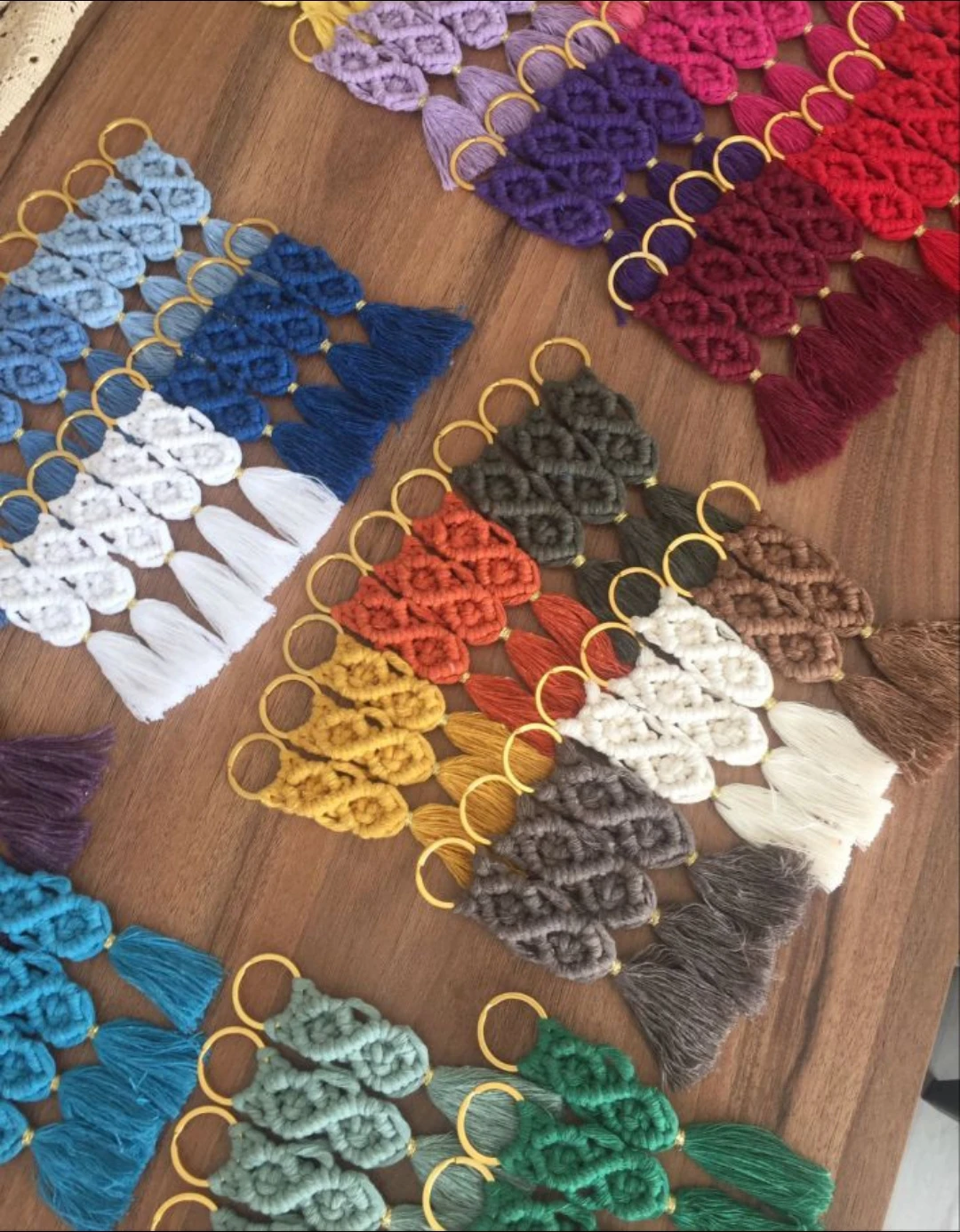 100 pcs macrame keychain mixed color gift for baby shower event baptism wedding henna night