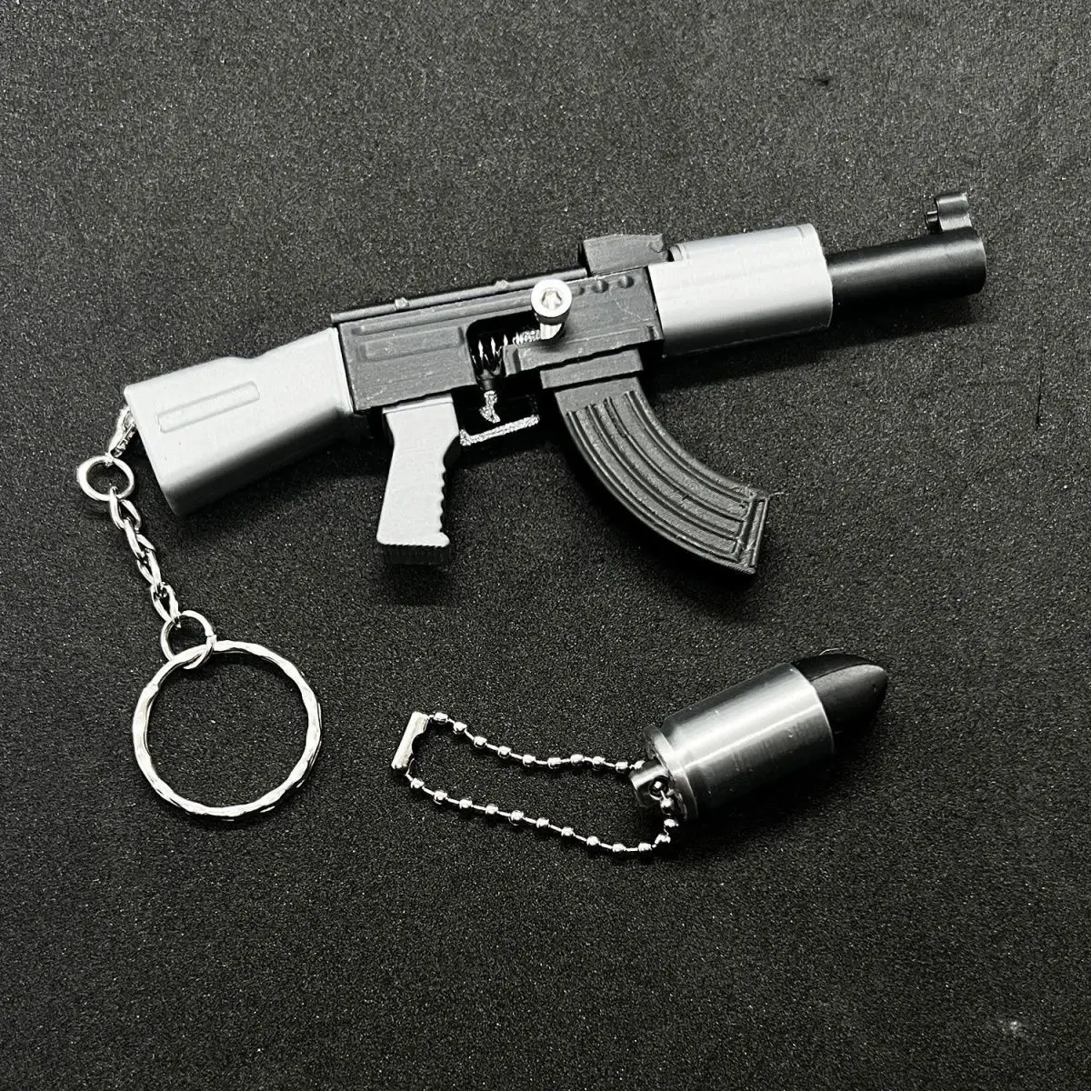 Keychain Mini AK47 Pulse Rifle Toy Blaster GO Saber Key Chain 3D Printed Keychain Decompression Toys Cool Kids Souvenirs Gifts