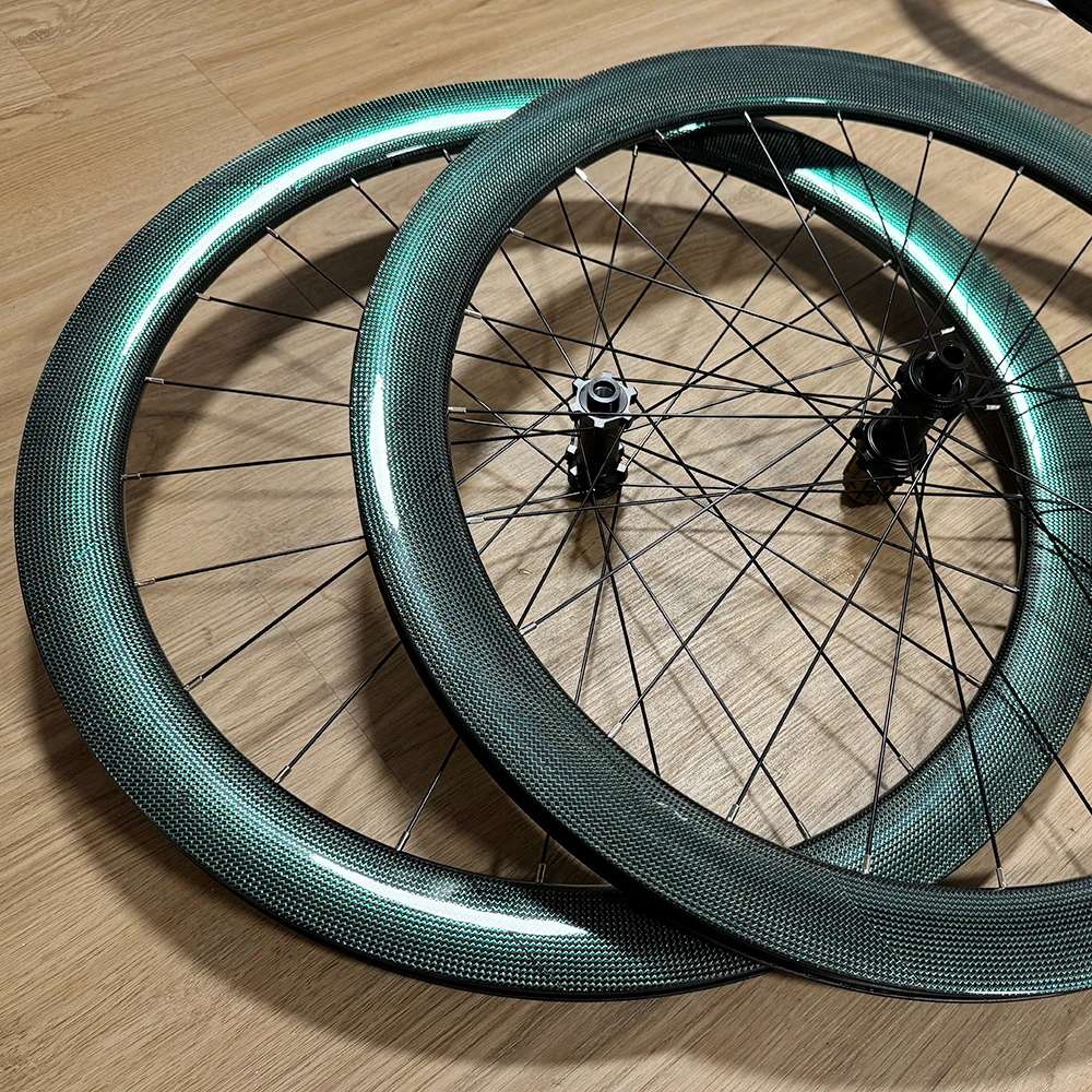 Rennrad-Scheibenbremsenlaufräder mit Ratchet-System, 700C 36T Wave Carbon Laufradsatz, 50mm Profilhöhe, Rennrad-Speichenlaufräder, 24 Speichen, Aero Carbonfaser-Laufräder – Detail 11