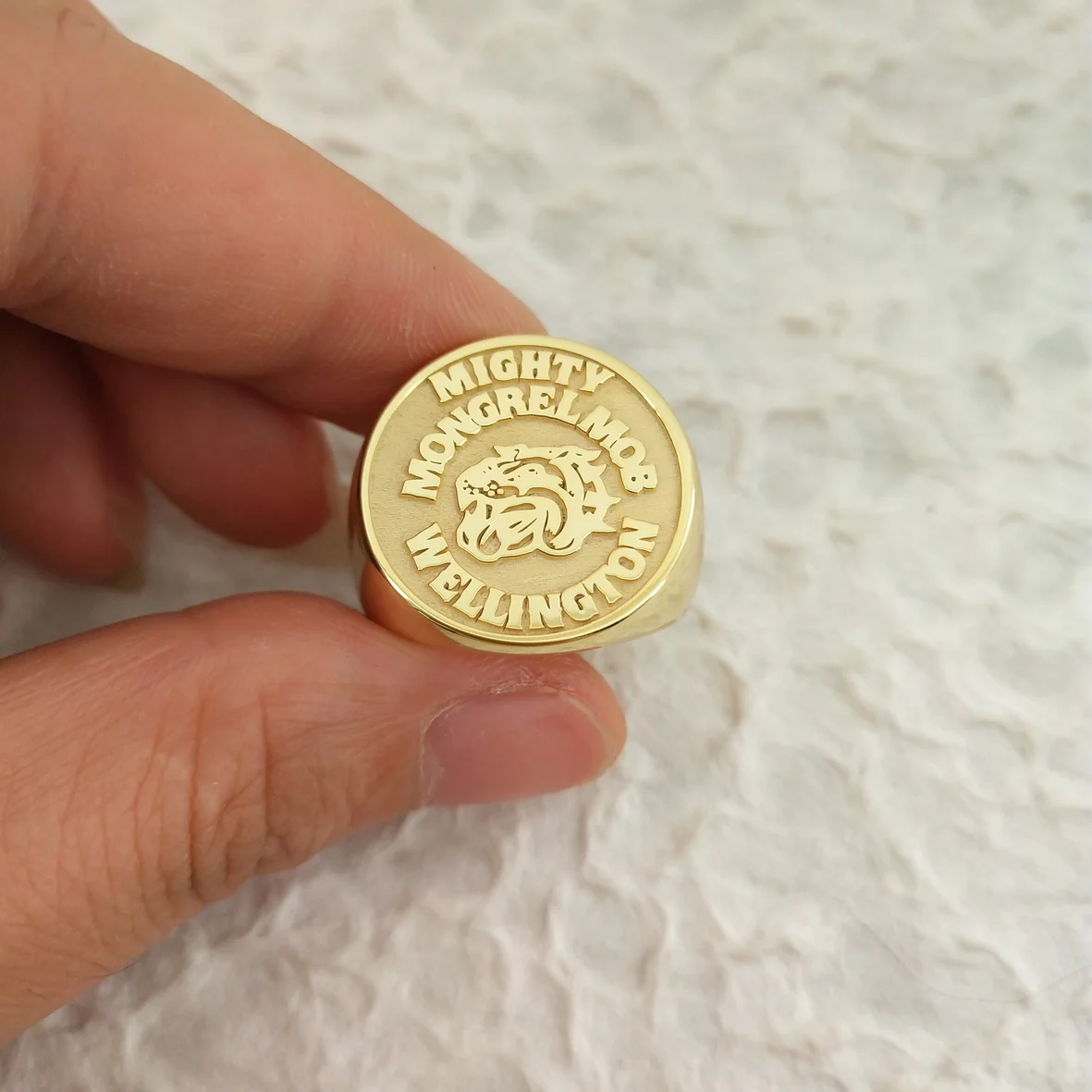 

Оптовая продажа, кольцо из твердого серебра 925 пробы с гравировкой имени, 20 мм, круглое кольцо с печаткой, изготовленное на заказ семейное кольцо со значком для мужчин, кольцо