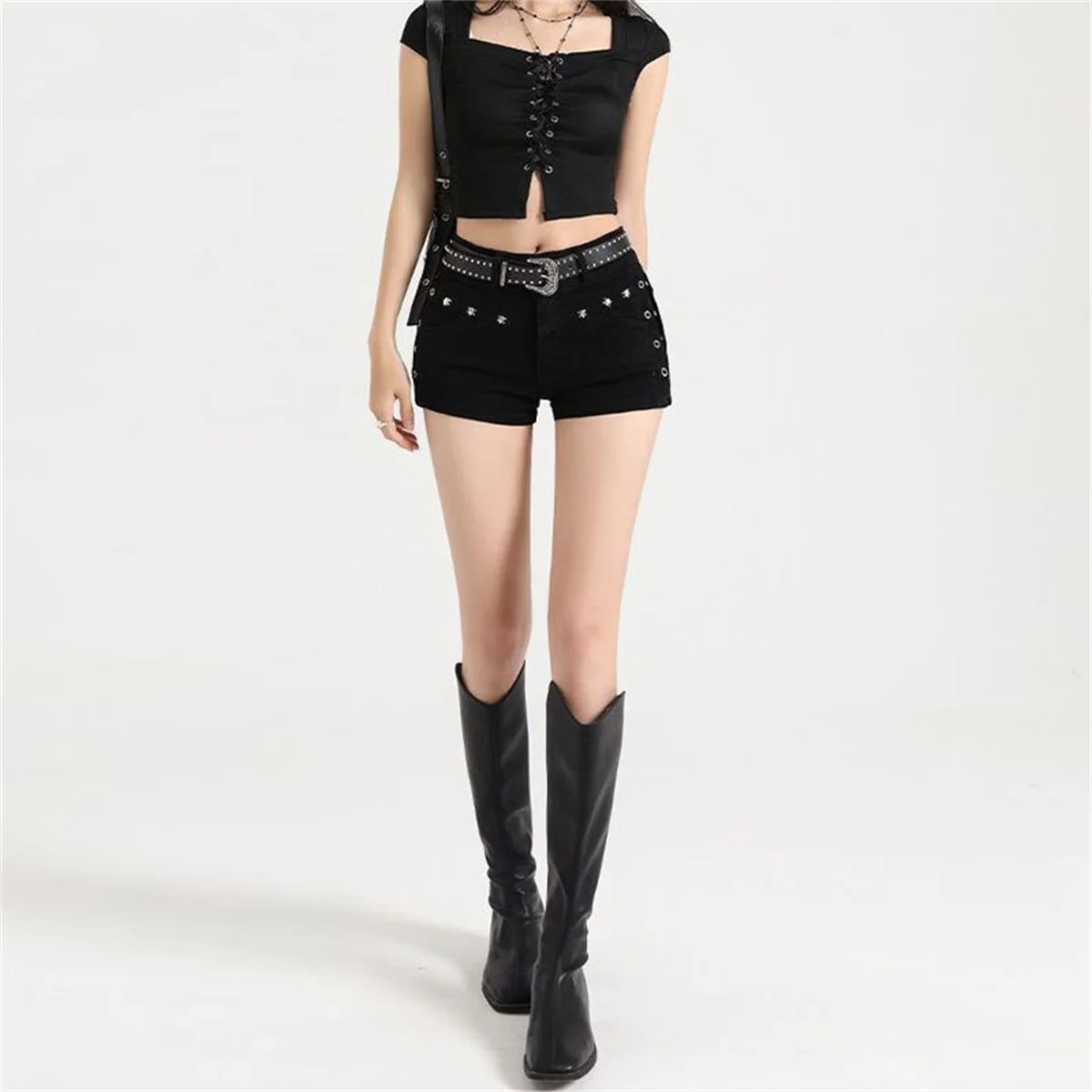 Summer Woman Sexy Low Waist Y2k Jeans Female Vintage Korean Fashion Mini Pants Girls Vintage Designer Gothic Black Denim Shorts