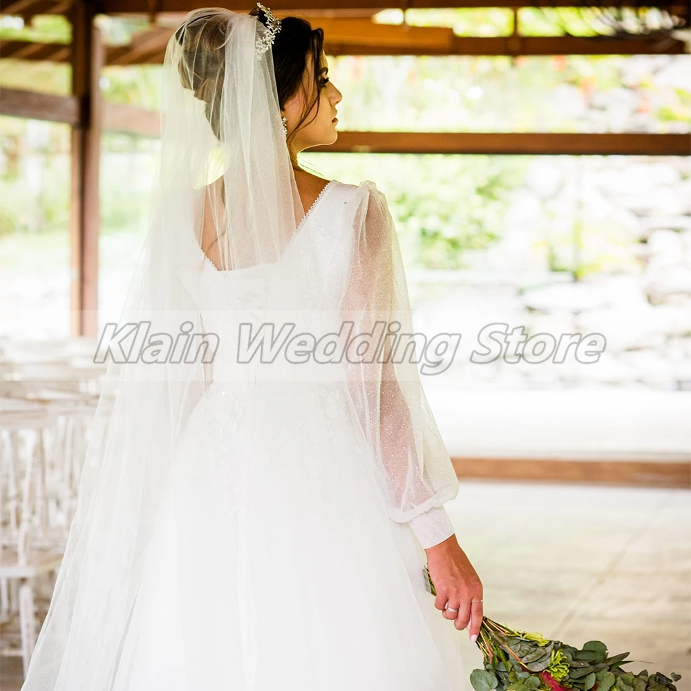 Customized Weilinsha Modern A-line Pus Size Tulle Wedding Dresses Ladies V-Neck Long Sleeve Appliques Bridal Gowns For Lace Up B