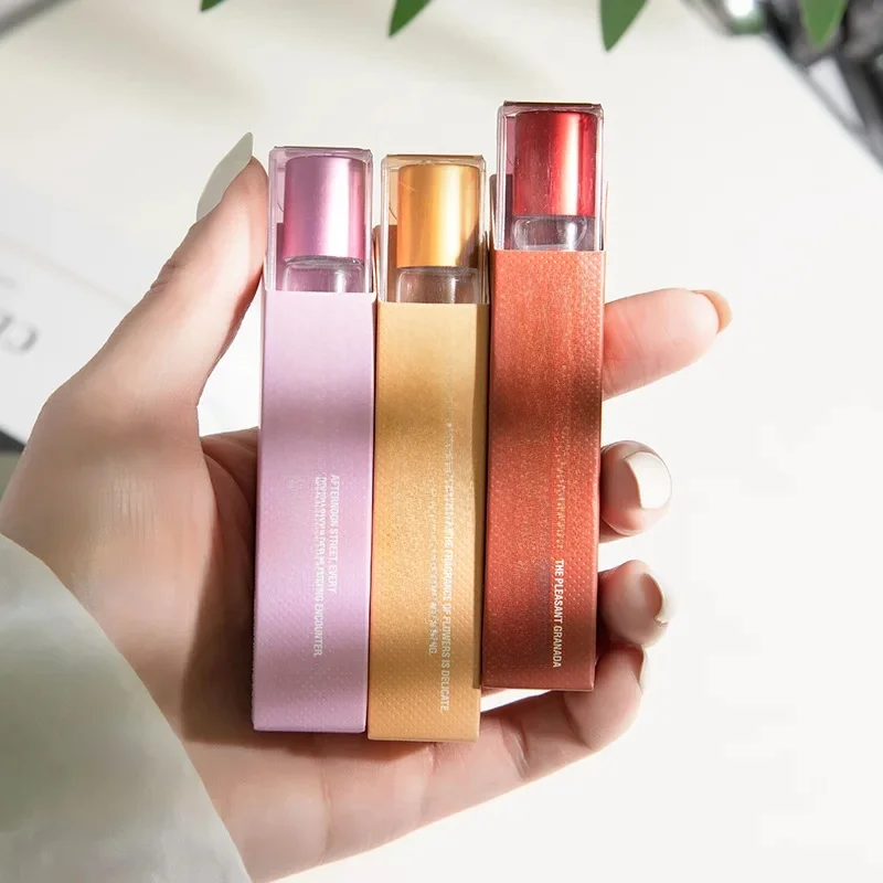 Parfum à bille pour femmes, phéromone énergique délicate, amour attire un parfum Portable légèrement parfumé pour le cou, les oreilles, les poignets et la poitrine