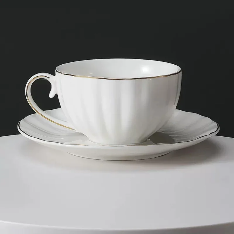 White Ceramic Gold Rimmed Coffee Cup And Saucer 180ml Latte Cup Delicate Afternoon Tea Drinkware Breakfast Cup Snack Plate - view 3