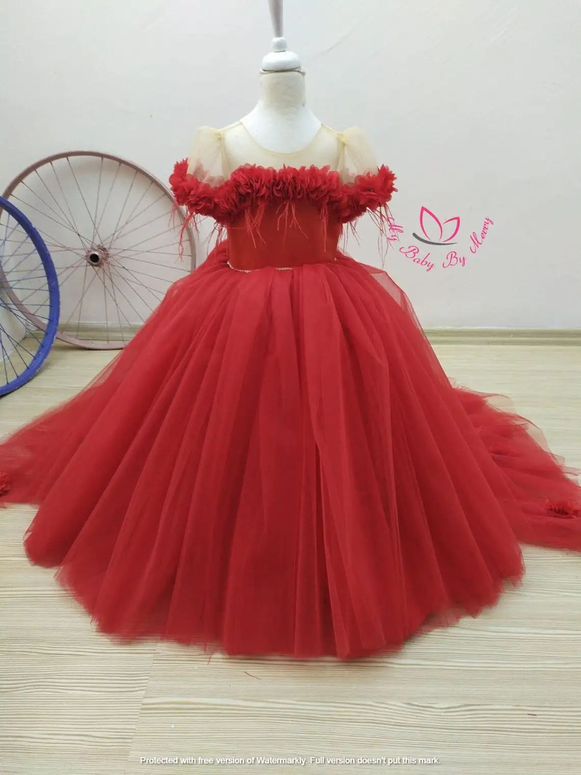 Vestidos de flores con plumas rojas para niña, vestido de desfile de manga corta con cuentas para niña pequeña, vestido de primera comunión