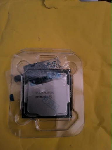 Intel Core i7 7700K 4.2GHz Quad-Core Eight-Thread 8M 91W CPU Processor LGA 1151 photo review