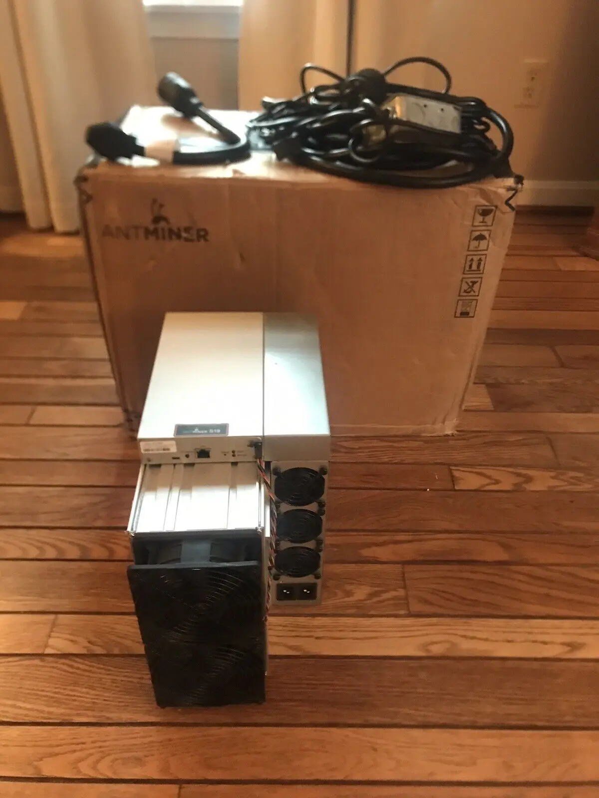 Bitmain Antminer L9 16G 3360W Litecoin Dogecoin Bells Miner