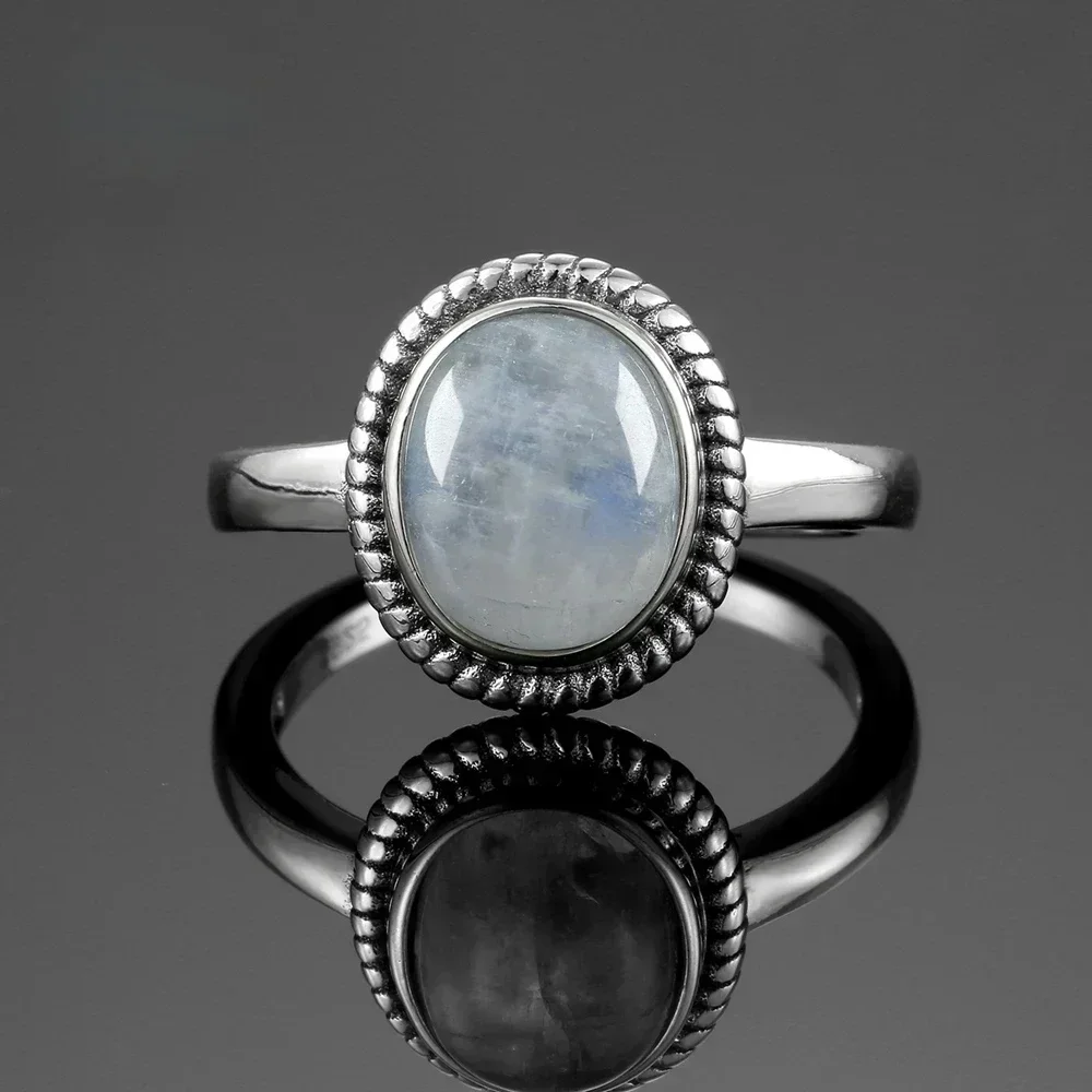 Pierścionek vintage ze srebra próby 925 z owalnym kamieniem księżycowym naturalnym 8x10 mm, retro pierścionek z onyksem czarnym, prosta, elegancka biżuteria damska. — zdjęcie 2
