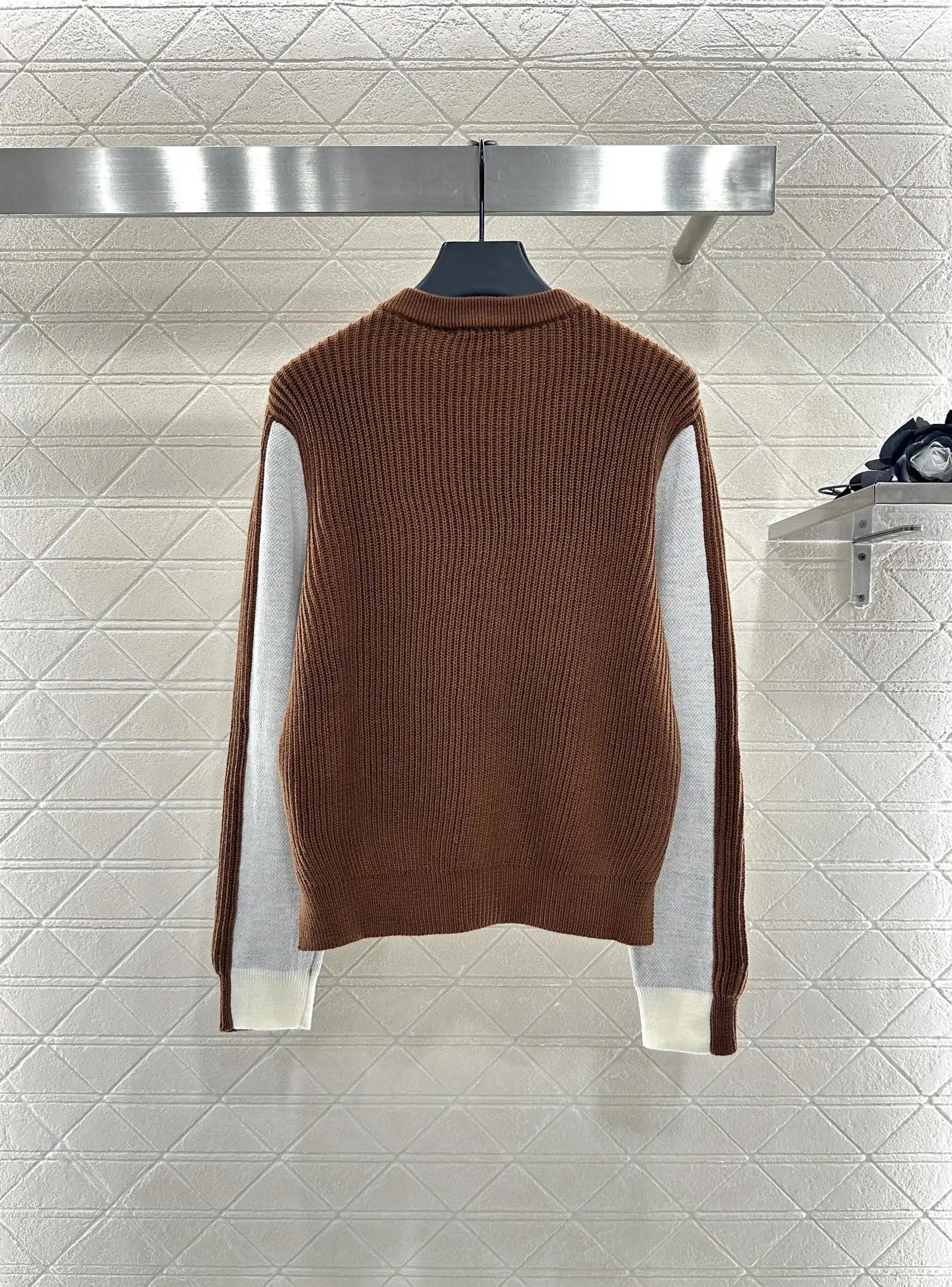 

2025 New Jacquard Squirrel Knit Pullover Sweater 321