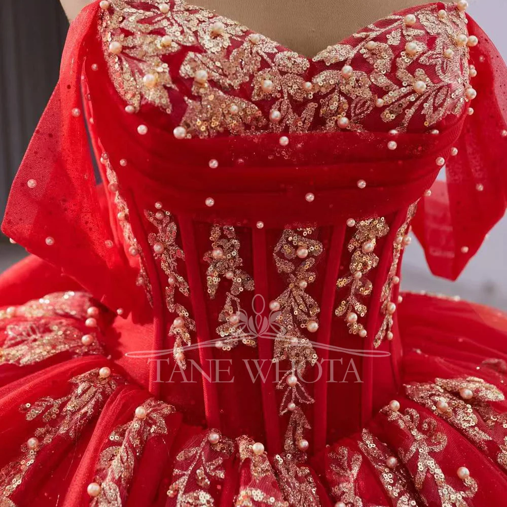 

Красное роскошное платье для церемонии Quinceañera в стиле принцессы, с открытыми плечами, вырезом в форме сердца, бантом и шнуровкой на спине, длинное, для особых случаев.