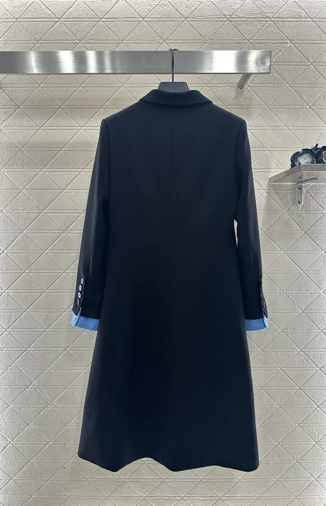 

Новинка 2025 года, высококачественная женская одежда, ветровка со съемными рукавами, простое модное пальто 153