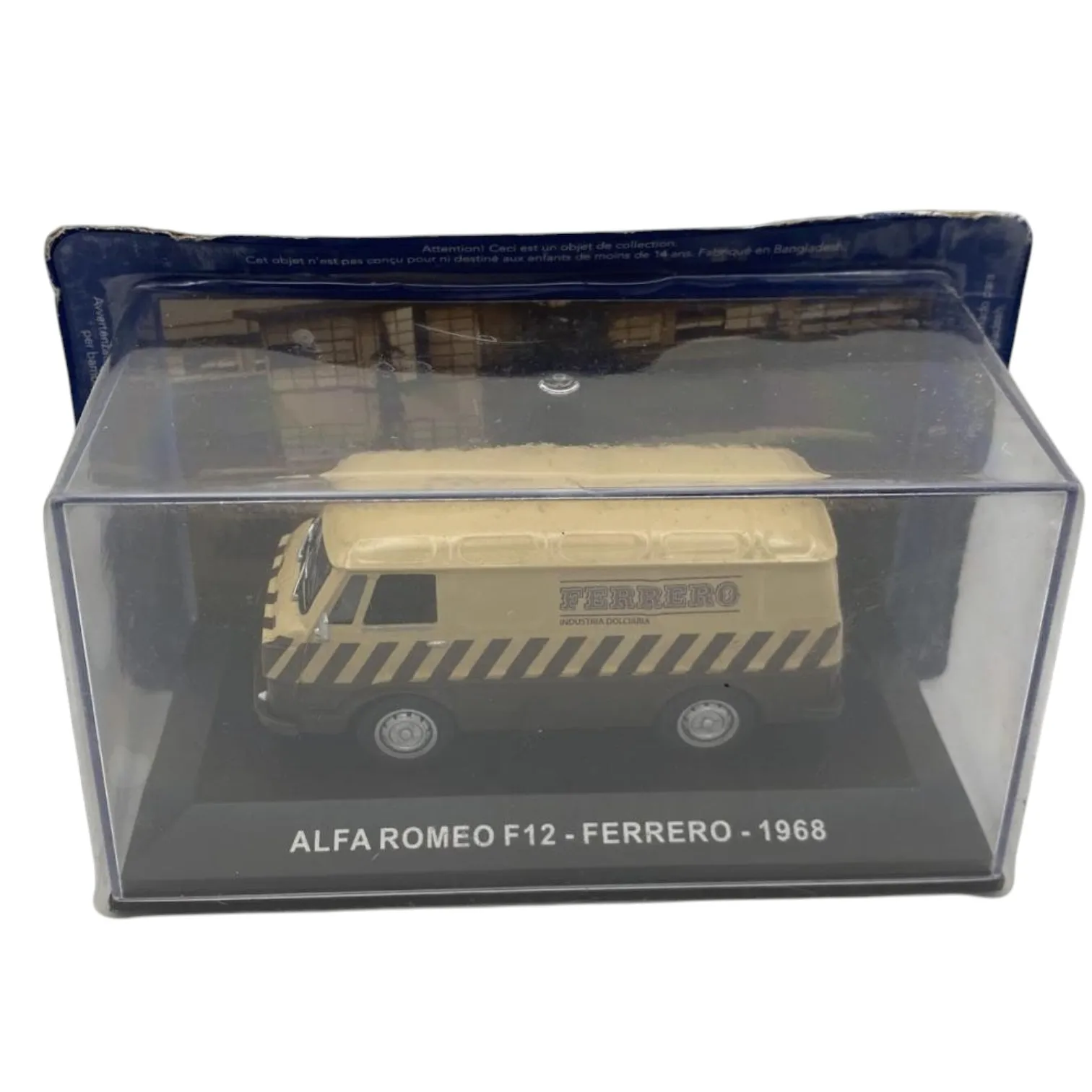 Altaya, Romeo F12 Véhicule utilitaire léger emblématique décoré avec des publicités liées au chocolat de 1968, échelle 1:43, miniature en métal moulé sous pression, collection italienne de véhicules publicitaires d'époque, sans livret, emballage d'origine, base de modèle