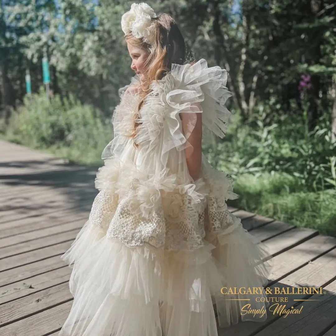 Abito da spettacolo vintage per servizio fotografico con volant in tulle lungo per compleanno per bambini Abito da festa Boho Abito da ragazza di fiori avorio per matrimoni