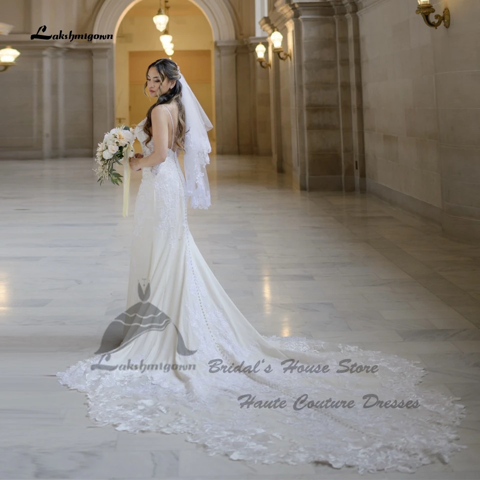 Lakshmigown Luxuriöse Spitzen-Meerjungfrauen-Hochzeitskleider 2026 Rückenfreie Sexy Kirchen-Brautkleider mit Langer Schleppe, Perlenstickerei und Spaghettiträgern – Detail 4