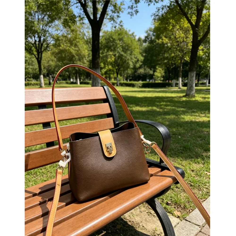 2026 Size: 21.5x16 cm NO BOX New Model - Versatile and Fashionable PU Leather Bag - Durable, High-Quality and Affordable
