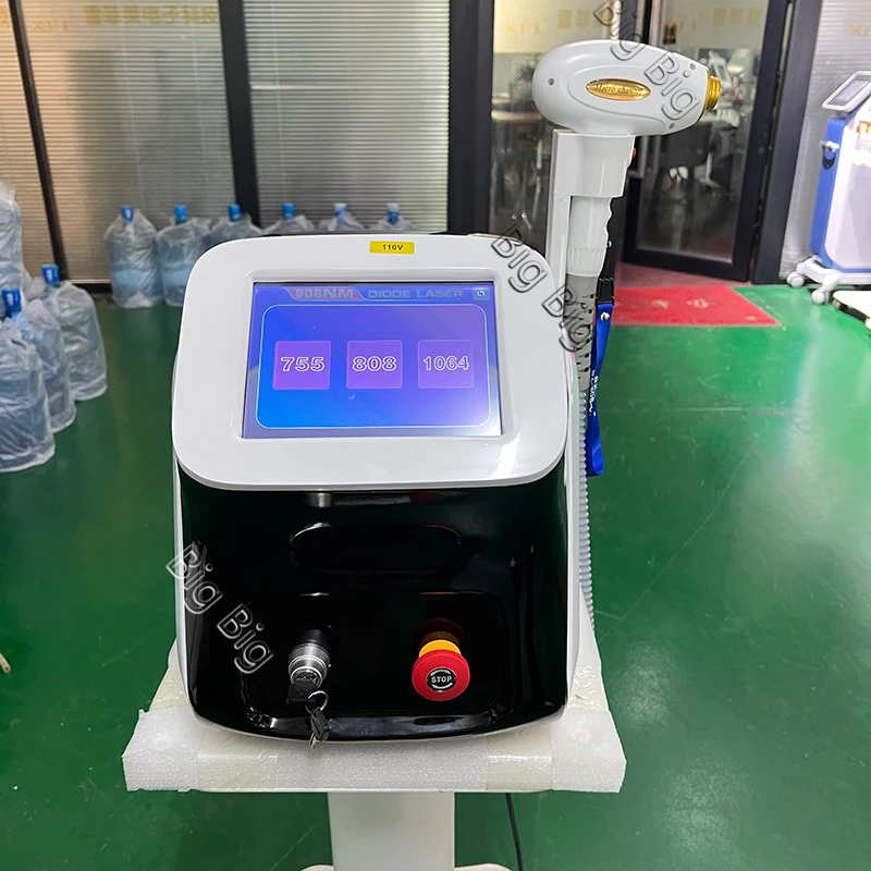 Macchina per la depilazione del Laser a diodi a 3 lunghezze d'onda 808Nm macchina per la depilazione efficace indolore 808 macchina per la depilazione