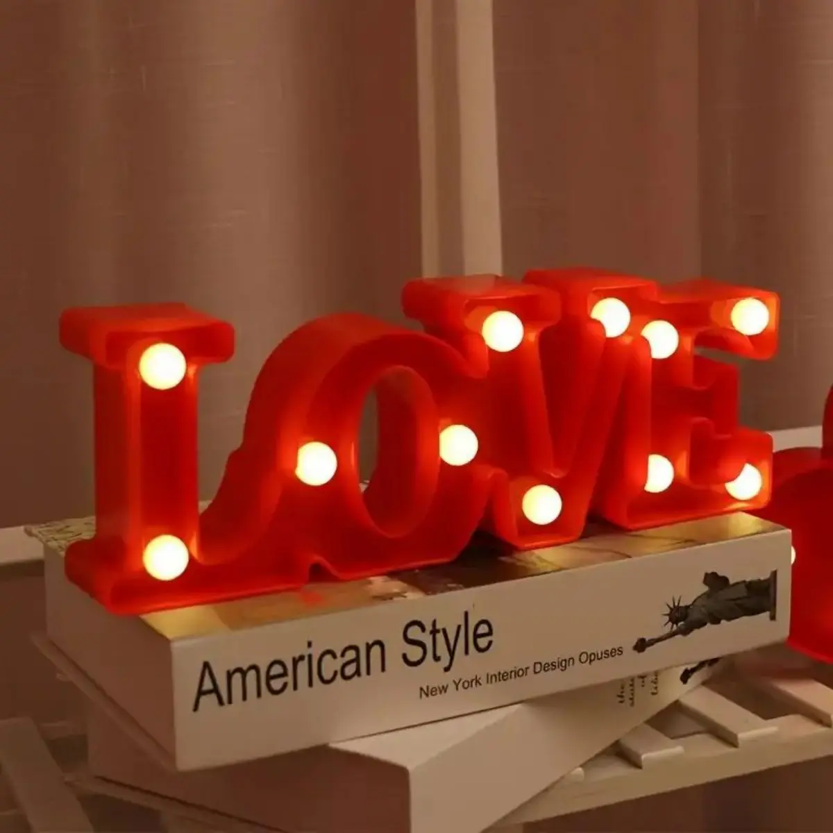 1pc LED Decorative Letter LOVE Wedding Birthday Decoration Light, Valentine\'s Day Festival Decoration Modeling Lamp