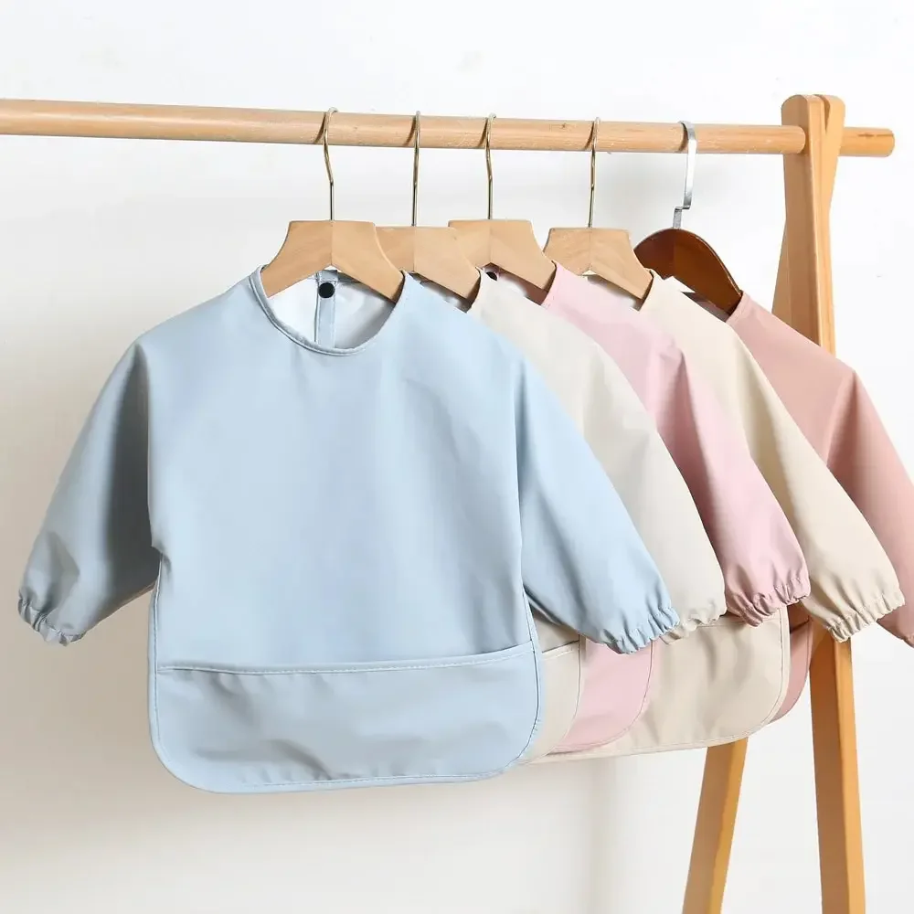Bavoirs d'alimentation pour bébés de couleur unie, à manches longues, pour nourrissons garçons et filles, tabliers faciles à nettoyer, gommes artistiques imperméables pour enfants