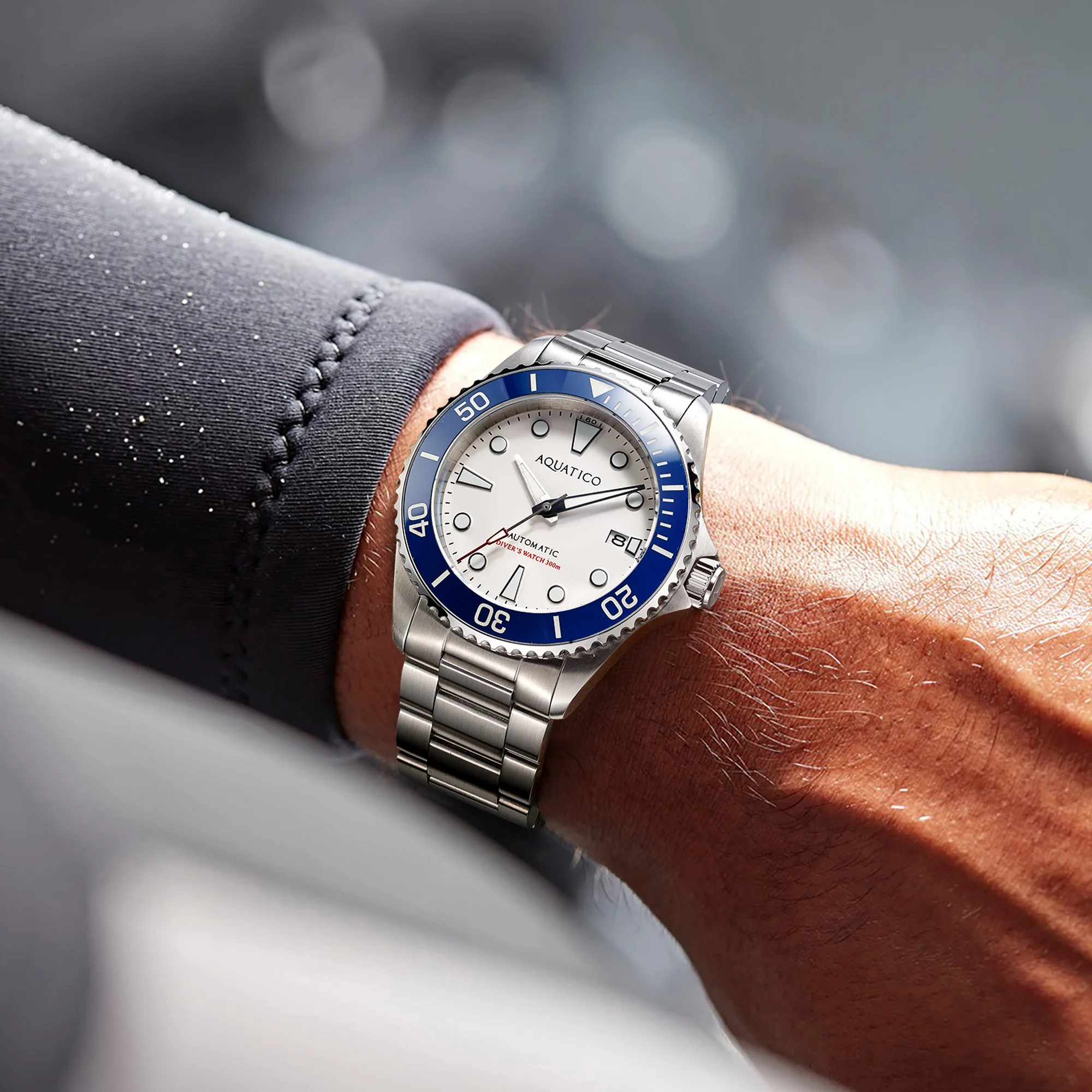 Ocean Star Divers Watch White Dial Blue Bezel