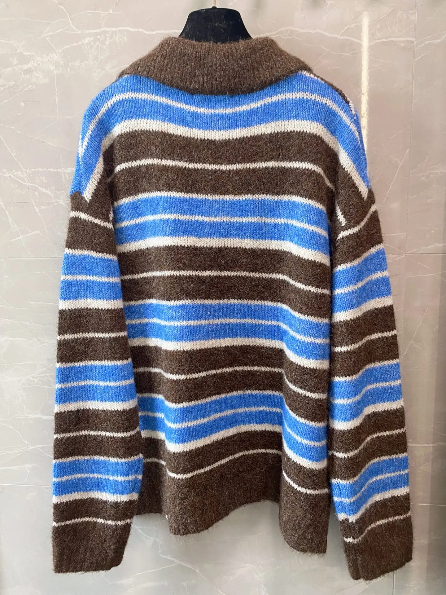 

Contrast Stripe Patchwork Lapel Sweater Button Half Open Pullover Sweater Autumn/Winter 2025 Fashion Women's Clothing