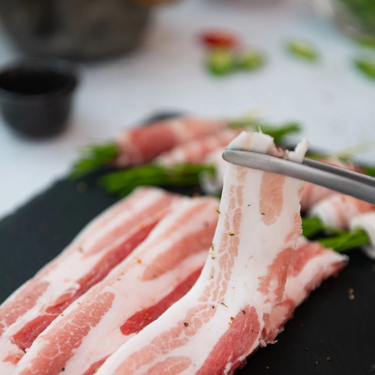 [سوق Yuyu] شرائح بطن لحم الخنزير الكوري الفاخر 400 جرام