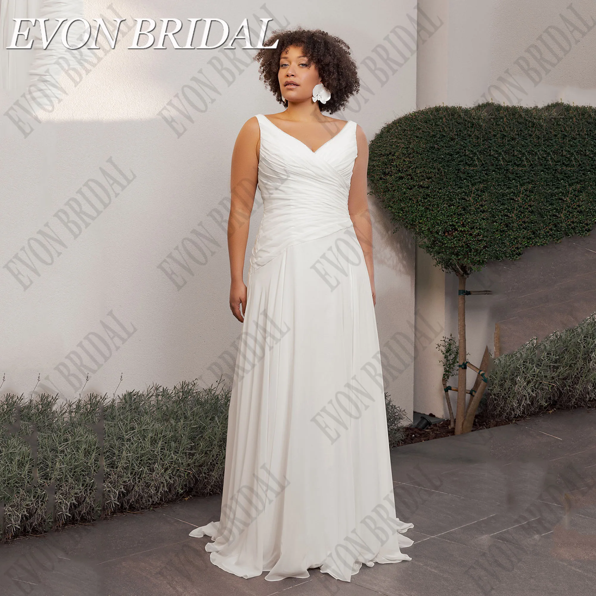 

EVON BRIDAL Chiffon Plus Size Wedding Dress 2025 Bride V-Neck Sleeveless Customized Bride Gown Backless Pleat vestidos de novia
