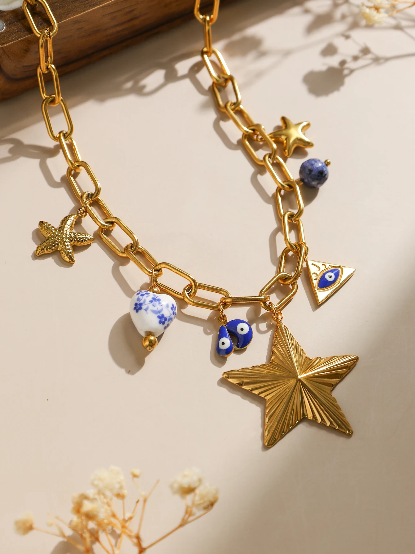 قلادة نسائية على شكل نجمة نجم البحر باللونين الأزرق والأبيض من البورسلين وعيون سلسلة المحيط من الفولاذ المقاوم للصدأ مقاومة للماء فريدة من نوعها #1